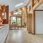 Dom wakacyjny Fortuna - 200m From The Sea By Interhome