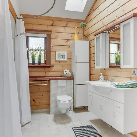 度假居 Fortuna - 200m From The Sea By Interhome *